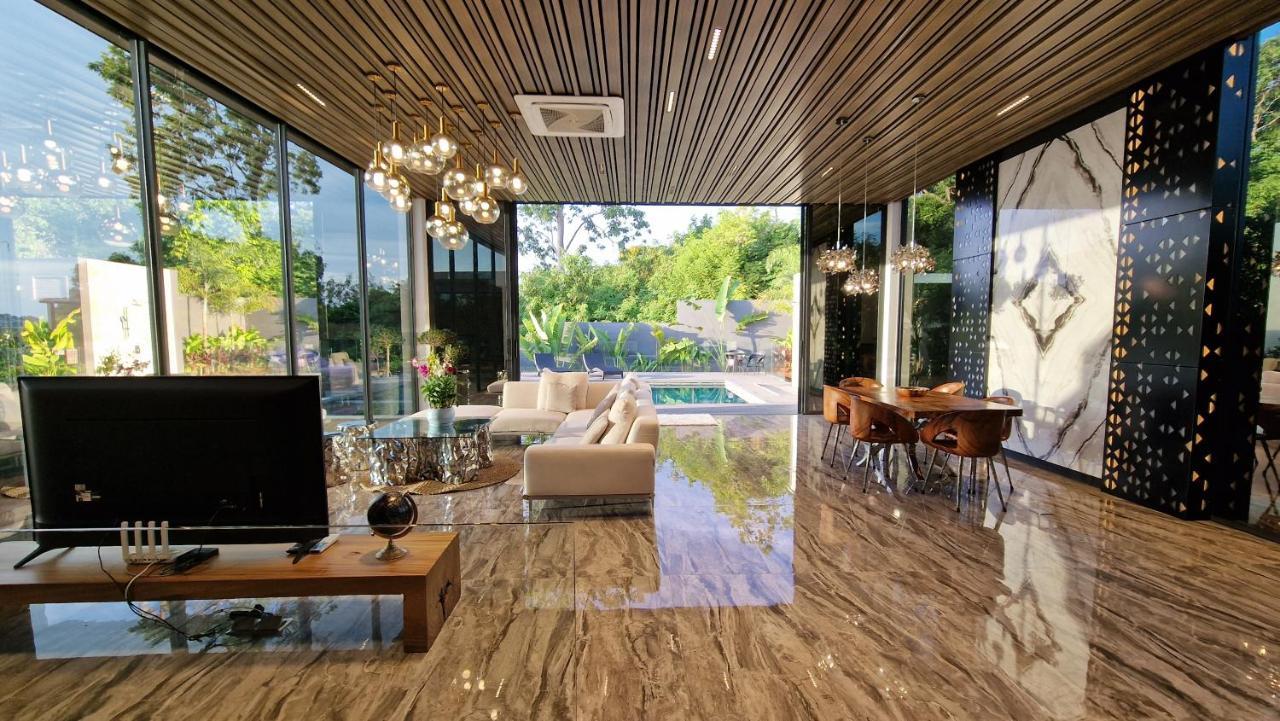 Villa Obsidian, With Staff, Sea View And Walk To Choeng Mon Beach Экстерьер фото